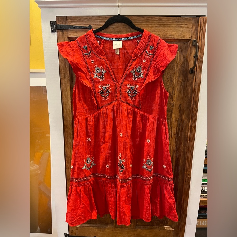 Knox Rose Embroidered Red Peasant Top - size L